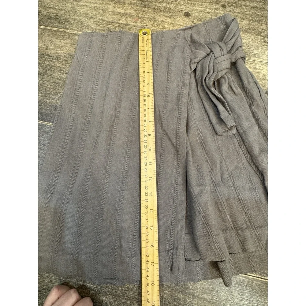 Club Monaco Wrap Mini Skirt Olive Green Lined Bow Tie Size 2‎ Ribbed Minimalist